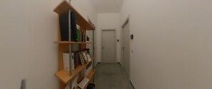 Room, 1 Bedroom | Hallway
