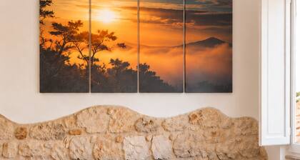 Room-private Yellow Apartment at Palma d