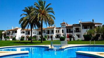 House | Pool | Outdoor pool