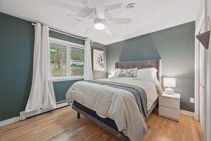 4 soverom, skrivebord og wi-fi