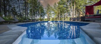 Peaceful Retreat on Schmidt Lake