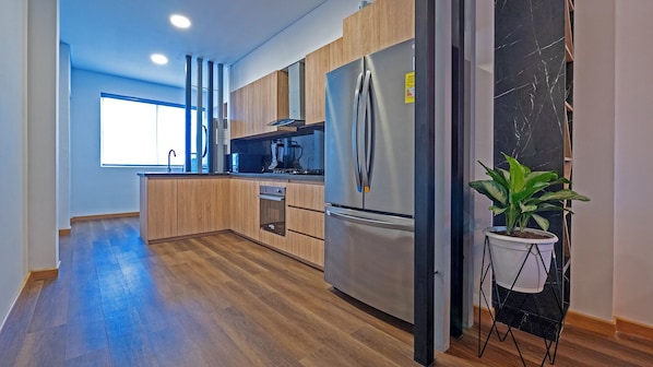Microwave, stovetop, dishwasher