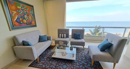 Beachfront apartment just minutes from Salinas – the perfect getaway by the sea.