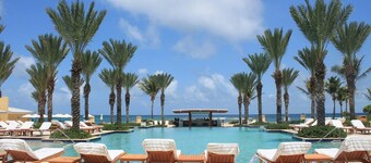 Luxurious Beachfront 3 Bedrooms Presidential Suite with a Spectacular Ocean View