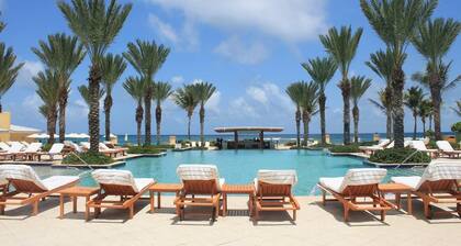 Luxurious Beachfront 3 Bedrooms Presidential Suite with a Spectacular Ocean View