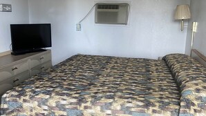 經濟單人房 | 書桌、筆電工作空間、免費無線上網