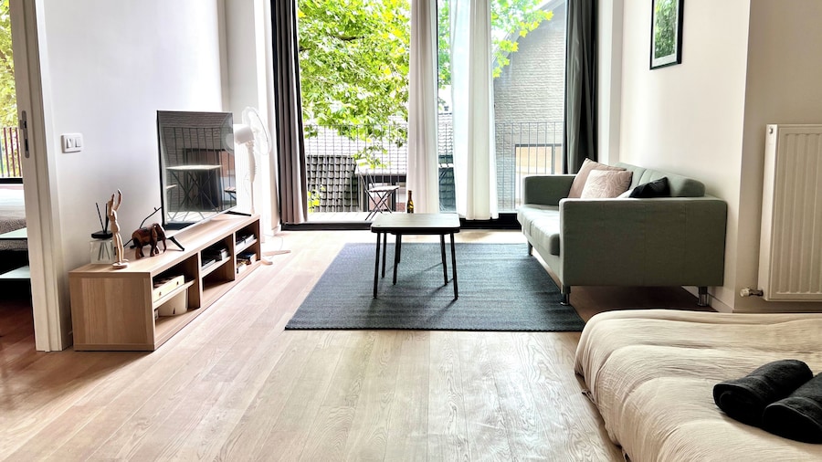 Spacious Loft Instant Favourite Up to 4