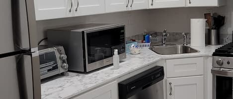Microwave, stovetop, dishwasher
