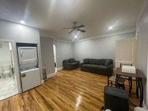 Cozy 1-bedroom apartment in awesome New York with AC, WiFi
