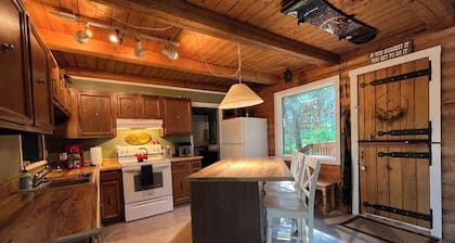 Log cabin in Girdwood