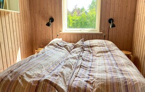 2 bedrooms, free WiFi