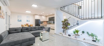 Villa Mima II – Modern Villa with private hydromassage swimming pool