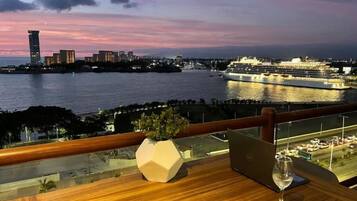 Khuôn viên nơi lưu trú