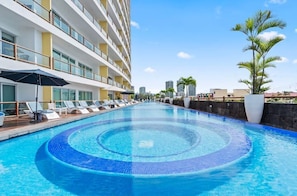 Imagem sem classificação, 2 de 253, botão