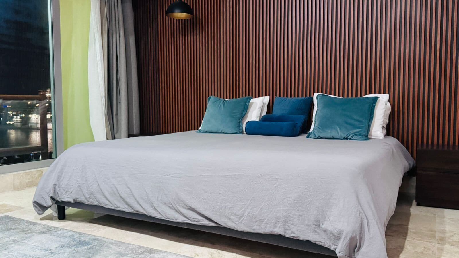 Signature Apartment | Egyptian cotton sheets, premium bedding, pillow-top beds