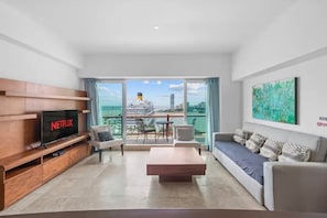 Apartment | Living area