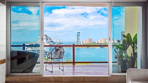 Presidential Apartment | Terrace/patio