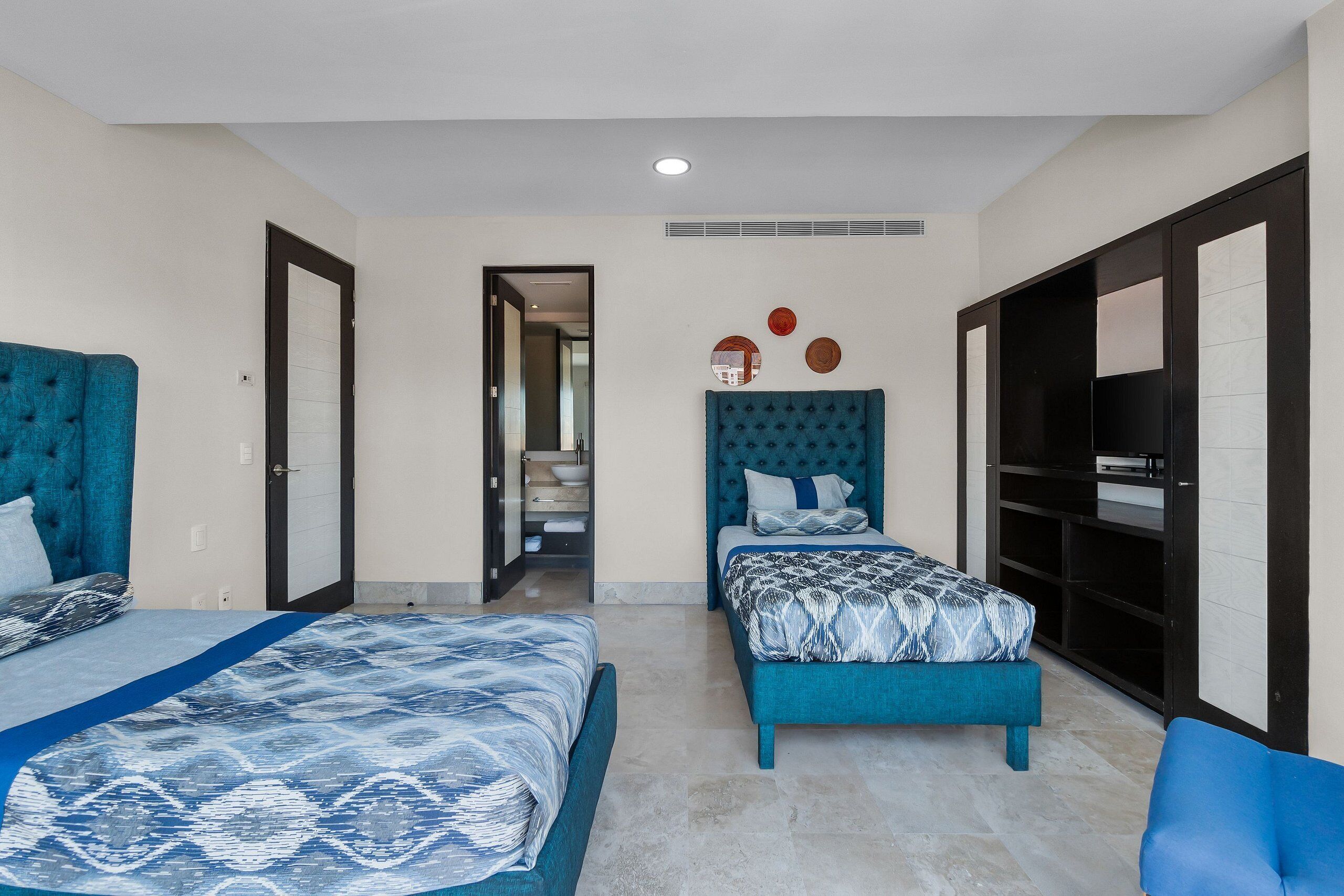 Egyptian cotton sheets, premium bedding, pillow-top beds