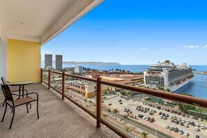 Romantisches Apartment | Speisen im Freien