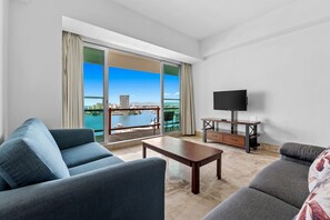 Romantic Apartment | Living area