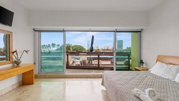 Egyptian cotton sheets, premium bedding, pillow-top beds