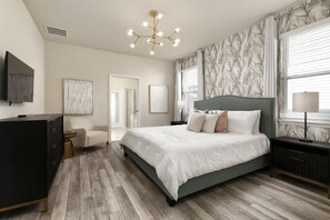 10 bedrooms, desk, iron/ironing board, travel cot