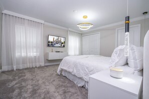 5 Schlafzimmer, Bügeleisen/Bügelbrett, Internetzugang, Bettwäsche