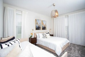 5 Schlafzimmer, Bügeleisen/Bügelbrett, Internetzugang, Bettwäsche