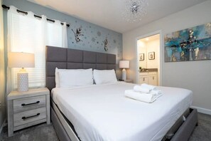 9 bedrooms, iron/ironing board, Internet, bed sheets