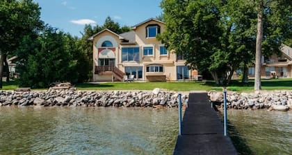 Otter Tail Lake Home, Otter Tail, MN
