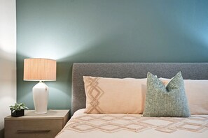 11 habitaciones, tabla de planchar con plancha, wifi y ropa de cama 