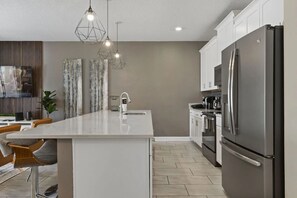 Fridge, microwave, oven, dishwasher