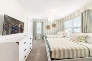 6 bedrooms, iron/ironing board, travel cot, Internet