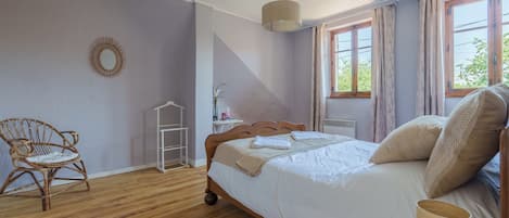 1 chambre, lit de bébé portatif, Wi-Fi, literie fournie