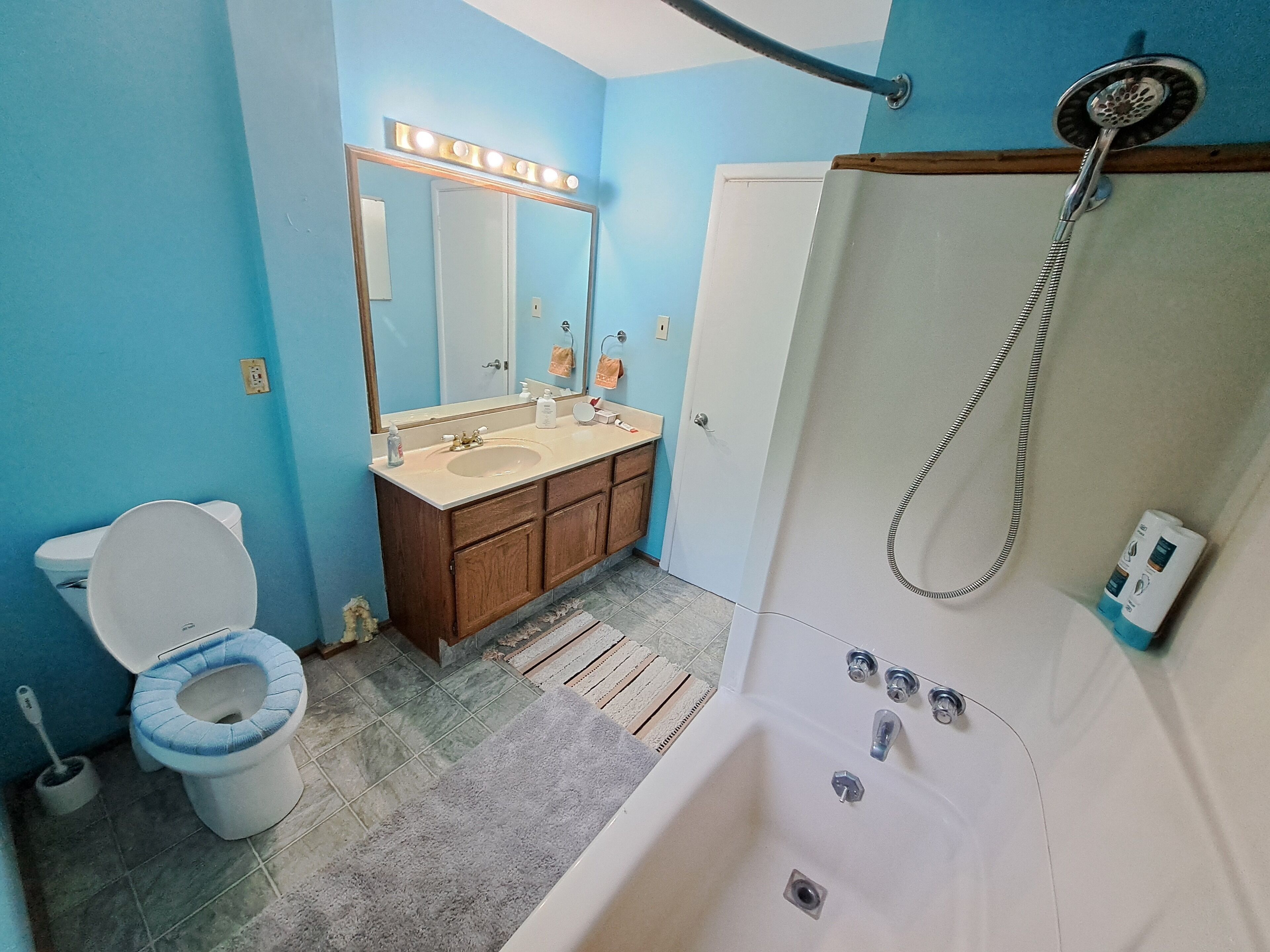 Hair dryer, towels, soap, shampoo
