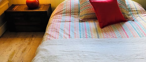 3 habitaciones, wifi gratis y ropa de cama