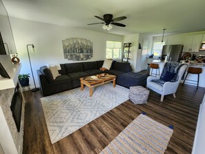 Smart TV, fireplace, DVD player, books - Brand New 3-bedroom Home in Random Lake with office, quick walk to the beach! (Random Lake)
