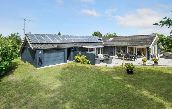 Exterior - Amazing home in Kalundborg with WiFi (Kalundborg)