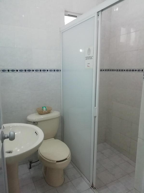 Bathroom - Marimba Park (Tuxtla Gutierrez)