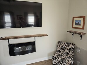 TV connectée, cheminée