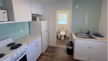 Apartamento Deluxe | Cocina privada