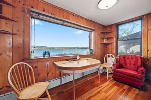Interior - Lakefront Getaway w/ Firepit & Mountain Views (Tilton)