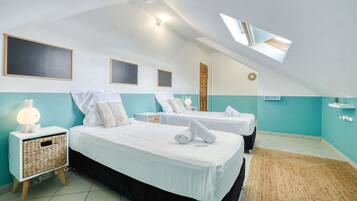 Apartment | 4 bedrooms, iron/ironing board