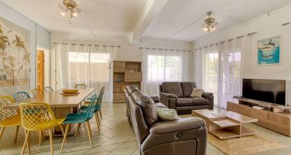 Apartment in L'hermitage Near Lagoon Beach