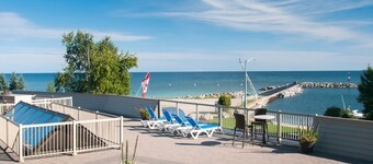 Royal Harbour Resort - Thornbury ON