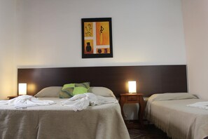 Room - Hotel Boiano (Villa Gesell)