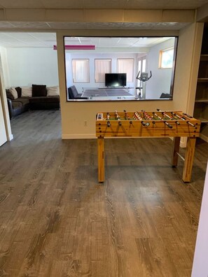 Games room - Spacious, vintage home near River in Richland! (Richland)