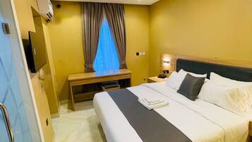 3 bedrooms, WiFi, bed sheets