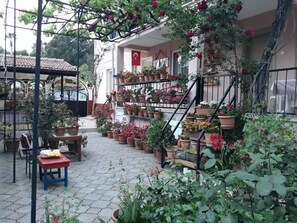 Comfort Apartment, Multiple Beds, Kitchen, Garden View | Terrace/patio - Günışığı Pansiyon &Apart (Koycegiz)
