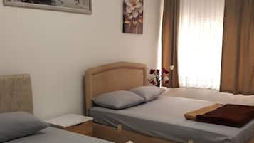 Comfort Quadruple Room, Multiple Beds, Patio, Garden View